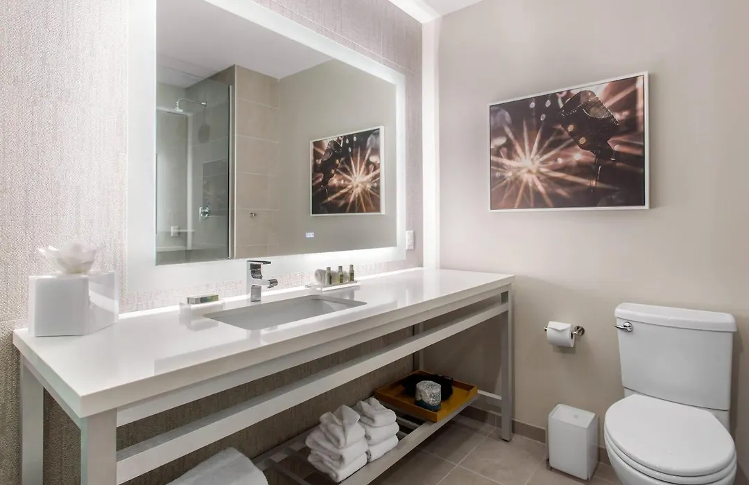 Cambria Hotel Philadelphia Downtown - Center City-1