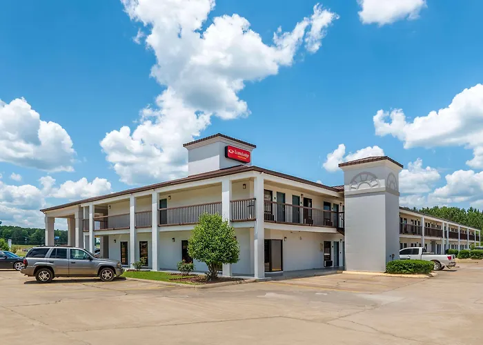 Econo Lodge Inn & Suites Philadelphia Ms